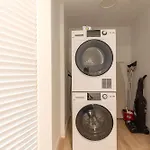 Luxury Apt With Kitchen And Gym