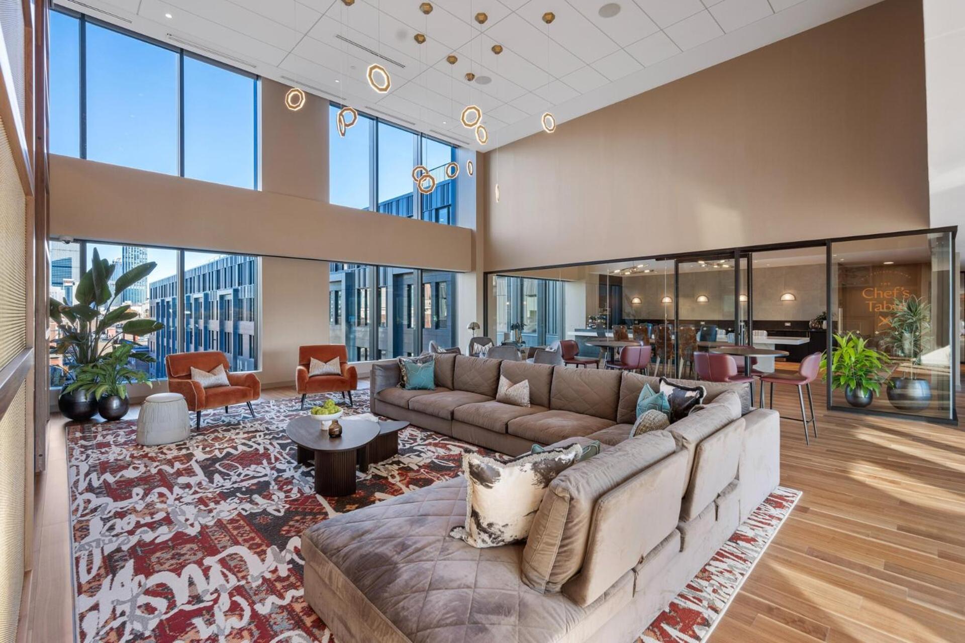 Apartment Luxury With Kitchen And Gym